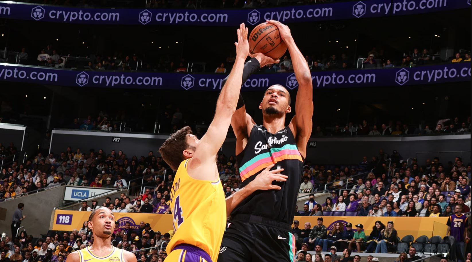 Pse mbrëmja e ndeshjeve la tifozët pa frymë?