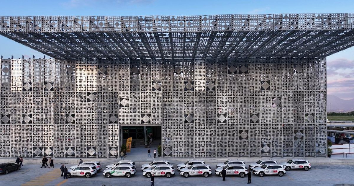 Çfarë i bëri biletat nga Tirana kaq të lira? Shifrat që habitin