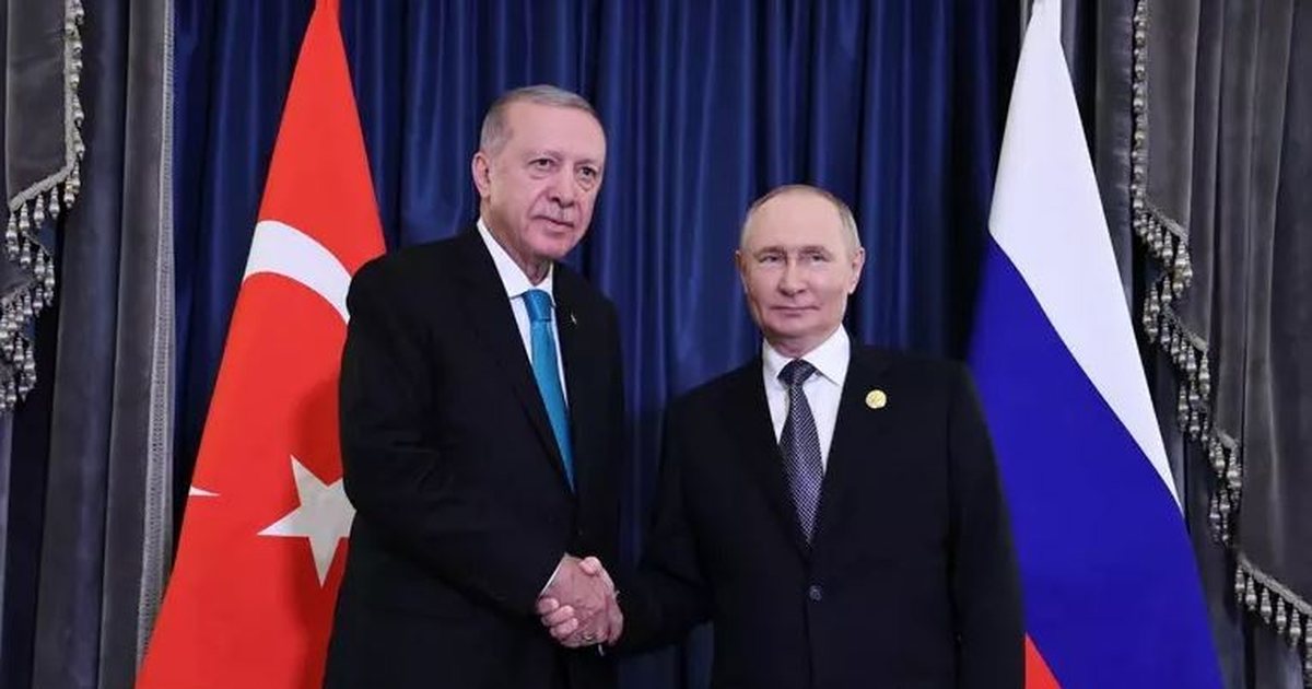 Çfarë diskutuan Putini dhe Erdogan që tronditi diplomacinë e Gjirit?