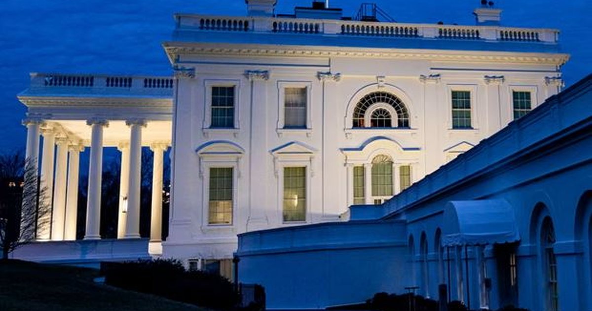 Çfarë ndodhi natën pranë Parkut Lafayette përballë Shtëpisë së Bardhë?