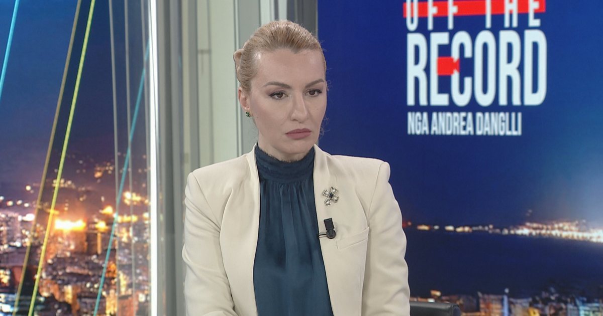 Parlamenti pa kamera: çfarë ndodh vërtet pas debateve?